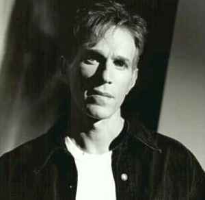Happy Birthday to Rob Hyman of 