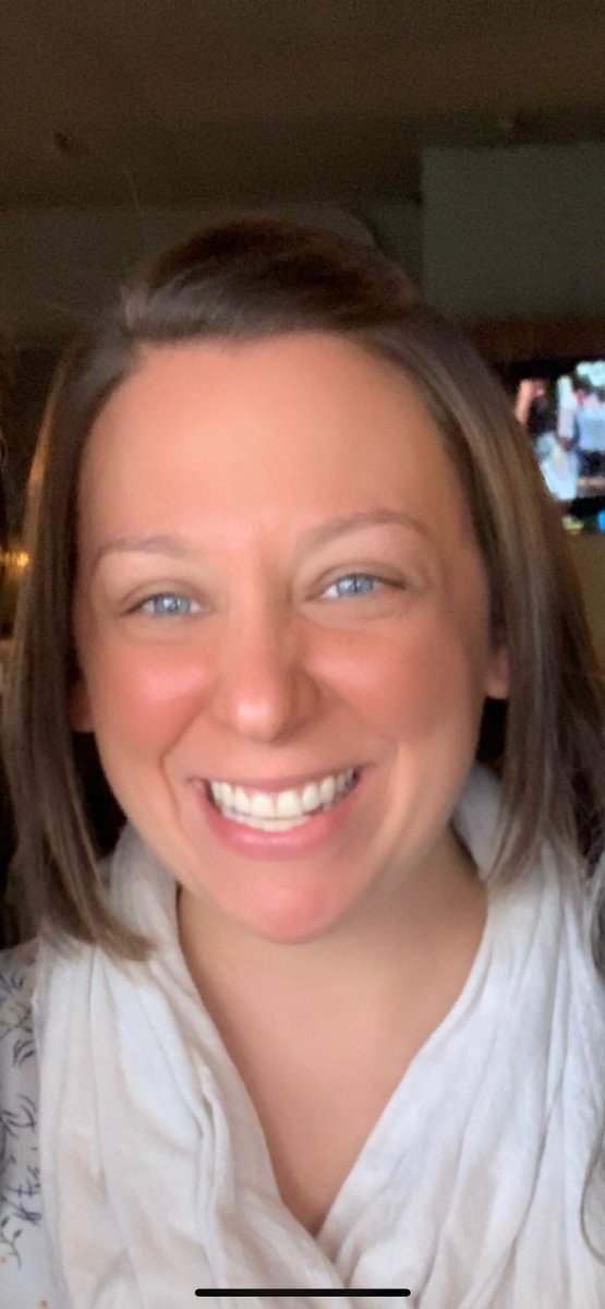 Our Husky Hero is…
⭐️Mrs. Ashlie Porter⭐️

Mrs. Porter is one of our amazing Kindergarten teachers! She has been teaching 4 years with VPS

In her free time she loves to spend time with her family, cooking and organizing. 🐾