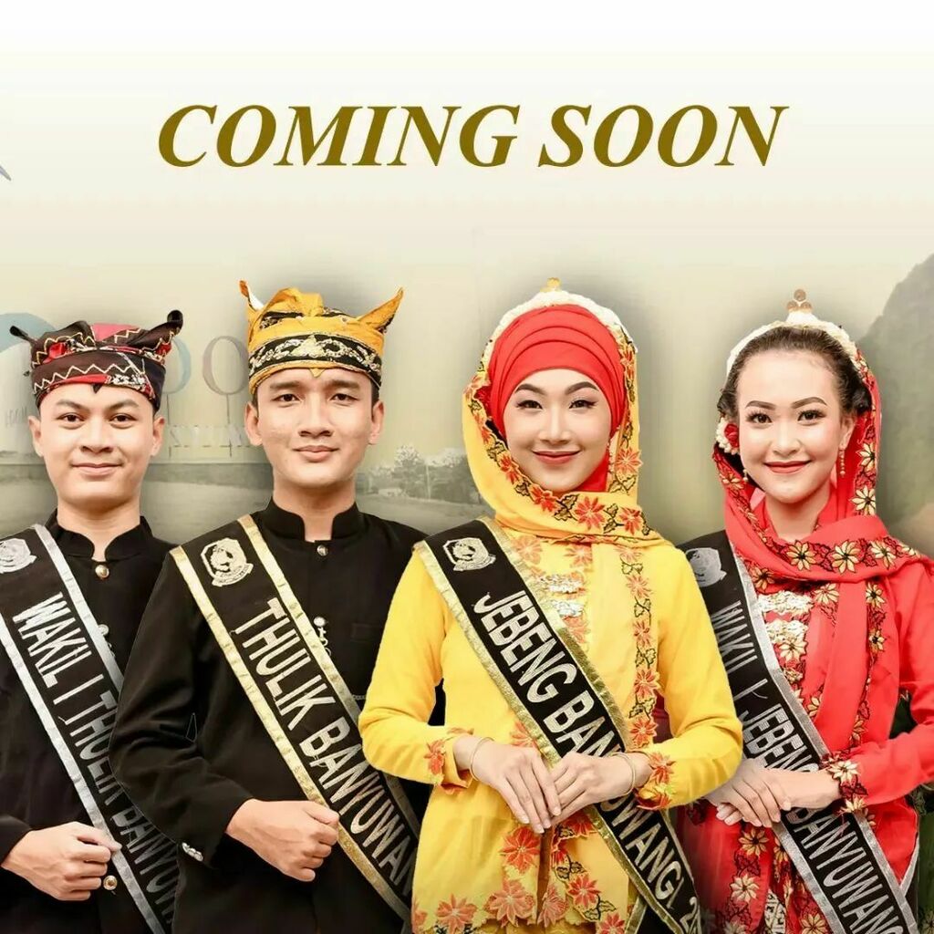 EventBwi's tweet image. From @jebengthulikbwi ✨COMING SOON Pemilihan Jebeng Thulik sebagai Duta Daerah Kabupaten Banyuwangi 2022✨

Halo Lare-Lare Banyuwangi, saat yang ditunggu-tunggu telah tiba nihhh..
Sebentar lagi akan terselenggara Pemilihan Jebeng Thulik Banyuwangi 202… instagr.am/p/CcrQGOkpAHs/