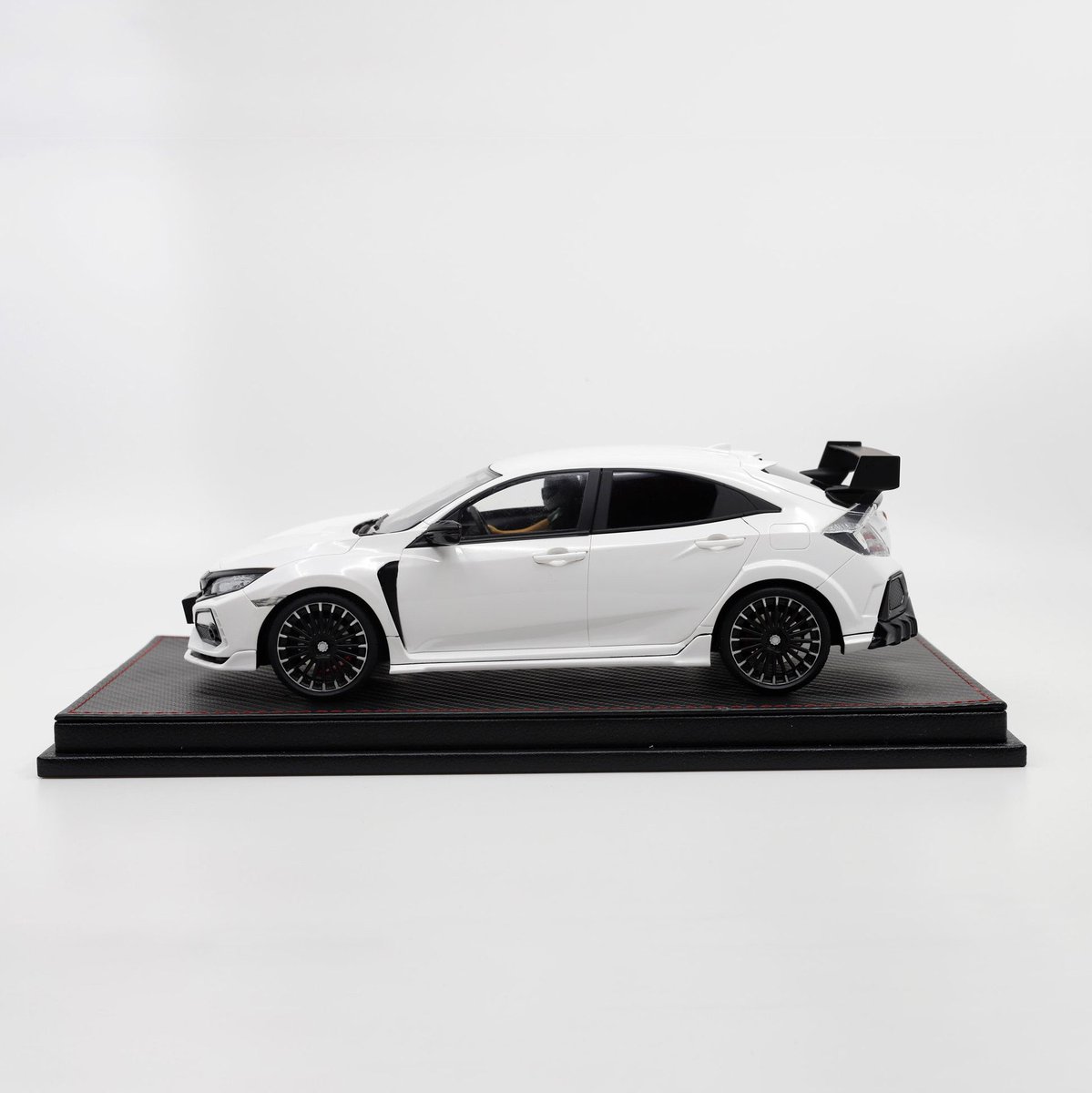 4月新商品のご案内① 1/18 FK8 Civic Type R White ホンダ シビック