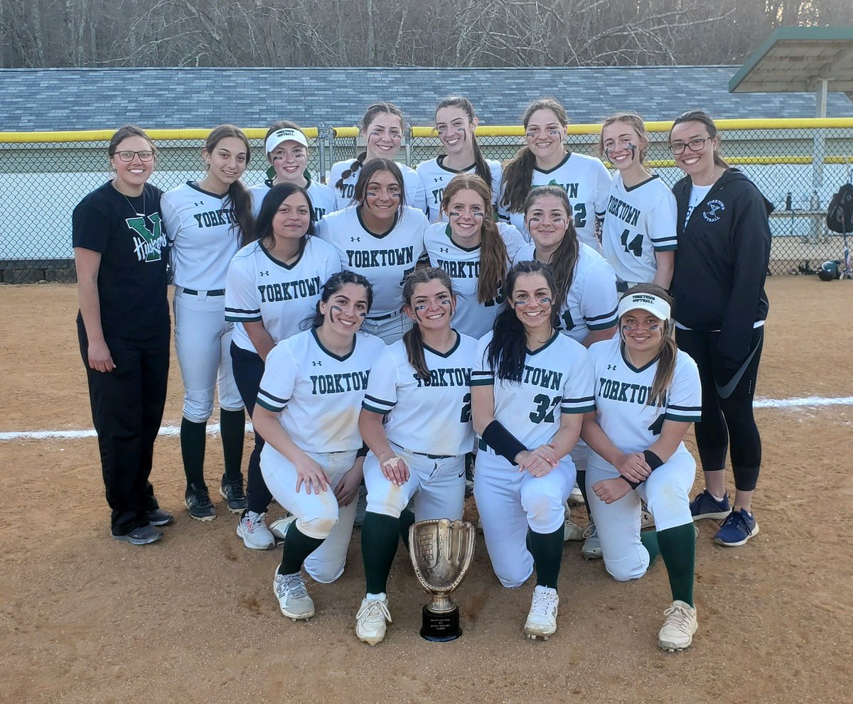 YorktownSB's tweet photo. Won 1-0 in the 9th inning vs JJEF! Great game by both teams! 

Servedio threw a no hitter and had 14 Ks! Albano had two hits, Jennings had a triple, Moran had a single and Salveggi with the walk off HR! 

Yorktown Softball Tournament Champions! https://t.co/KzSeqkJ0HG
