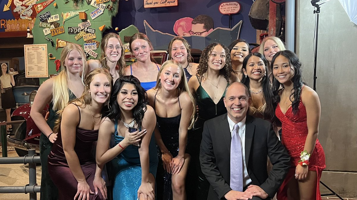 HollandHSSoccer's tweet photo. Holland Soccer at the Holland High Prom 2022. https://t.co/Srm0fTu9my