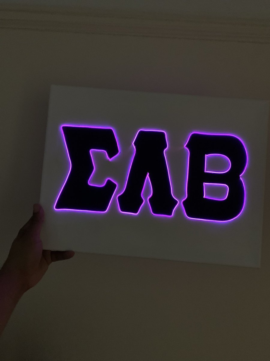 S/o to bro <a href="/lfjar45/">LeBrown James</a> for the ΣΛΒ lights 😈😈😈
