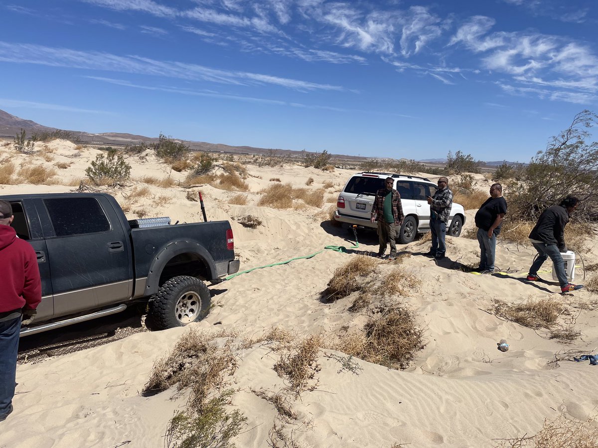 Graychik's tweet photo. Desert Recovery: #Yermo #NewberrySprings (22-27) four trucks stuck in the soft sand of the #Barstow outback…Team effort to get them out and back on the dirt road. Always free! #Harlie #PayinItForward #DidntAsk https://t.co/9Z3Nu7khMV