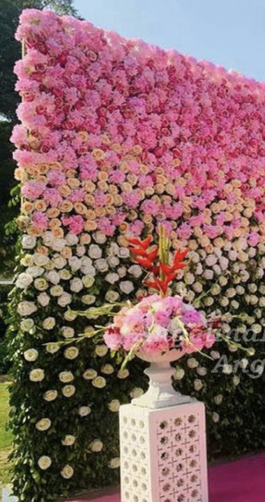 TJsDesignsEvent's tweet image. As TEAMTJS  prepare for this fabulous event, may grace and love surround you and family on this &quot;Good Friday&quot;. #tjsfancies #easter  #jesus #flowerwall #stunning #love #friday  #happyeaster  #easterweekend #jesuschrist #GoodFriday #church  #holyweek