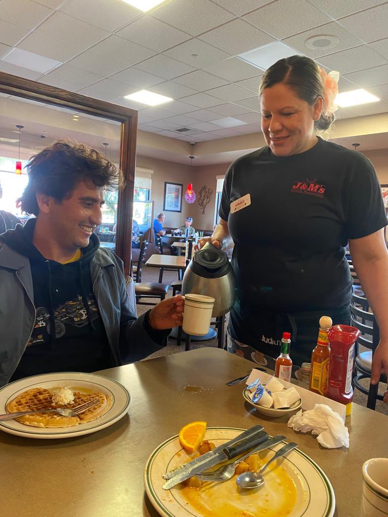 Roman Martínez🇸🇻⚡️ (chimbera) tweet media