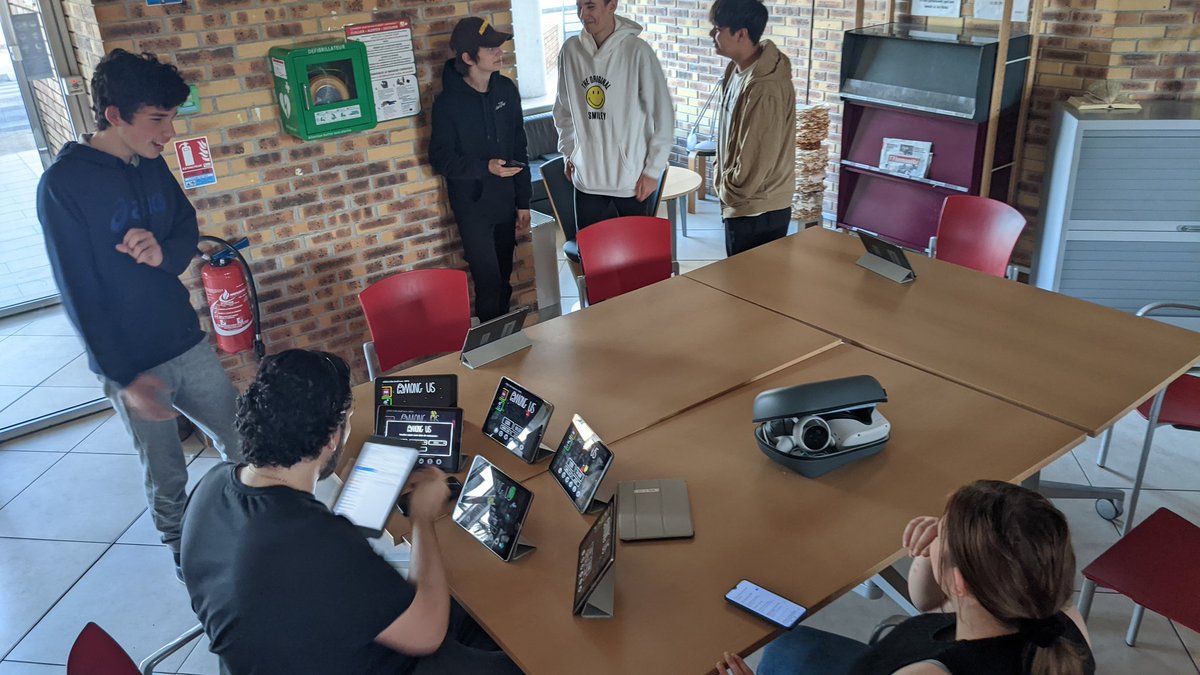 _vincentlaroche's tweet photo. Retour des soirées #jeuxvideo à #martigues. Organisé à la médiathèque par les #EPN de la ville de #martigues et l'association #m1ngam3
@MARTIGUESinfos https://t.co/AB3kwQcEKS