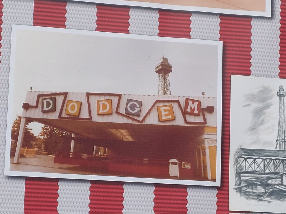 Forrunningoutld's tweet photo. Old Dodgem signage vs New Dodgem signage. @KingsIslandPR @chadshowalter #KIbestday #Dodgem #KI50 https://t.co/U2TmtA6jX0
