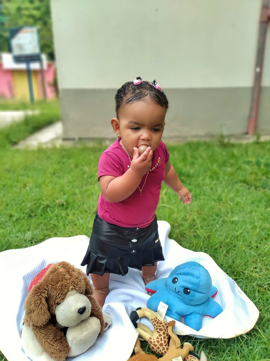 _ot_777's tweet photo. Então vamos lá, hj é o dia da minha Neguinha tá fazendo 1 ano meus Parabéns meu amorzinho, que Deus e os Orixás te abençoe hj e smp e te ilumine 🎈💕 Papai te amaaaaa ❤❤ https://t.co/iAe7iKd69m