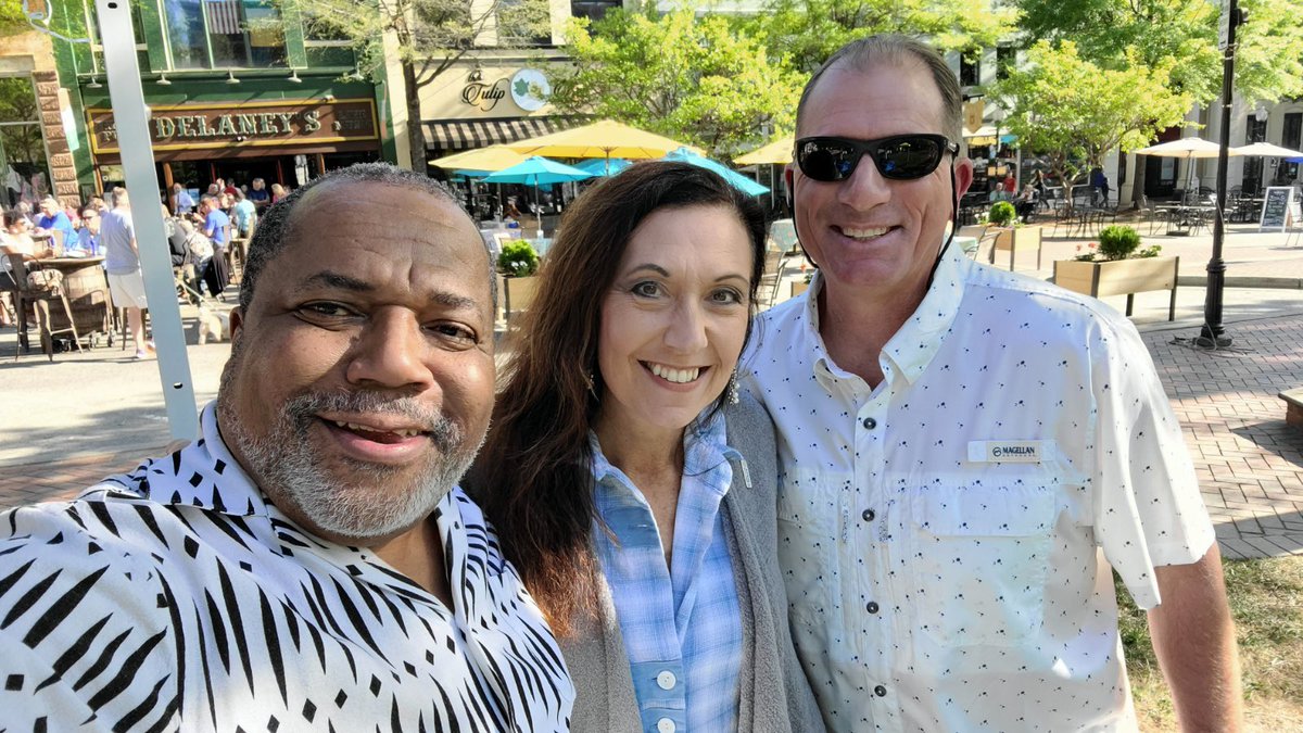 TiffanyErvin's tweet photo. What’s better than enjoying #FlashbackFriday in my hometown - downtown @VisitSptbg - with #theguy? Getting to see my old radio friend @ActionOnAir too! @bill_boroff @OneSptbgInc #onespartanburg https://t.co/ryDCtajN5v