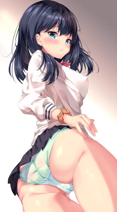 宝多六花。重厚感ある下半身 