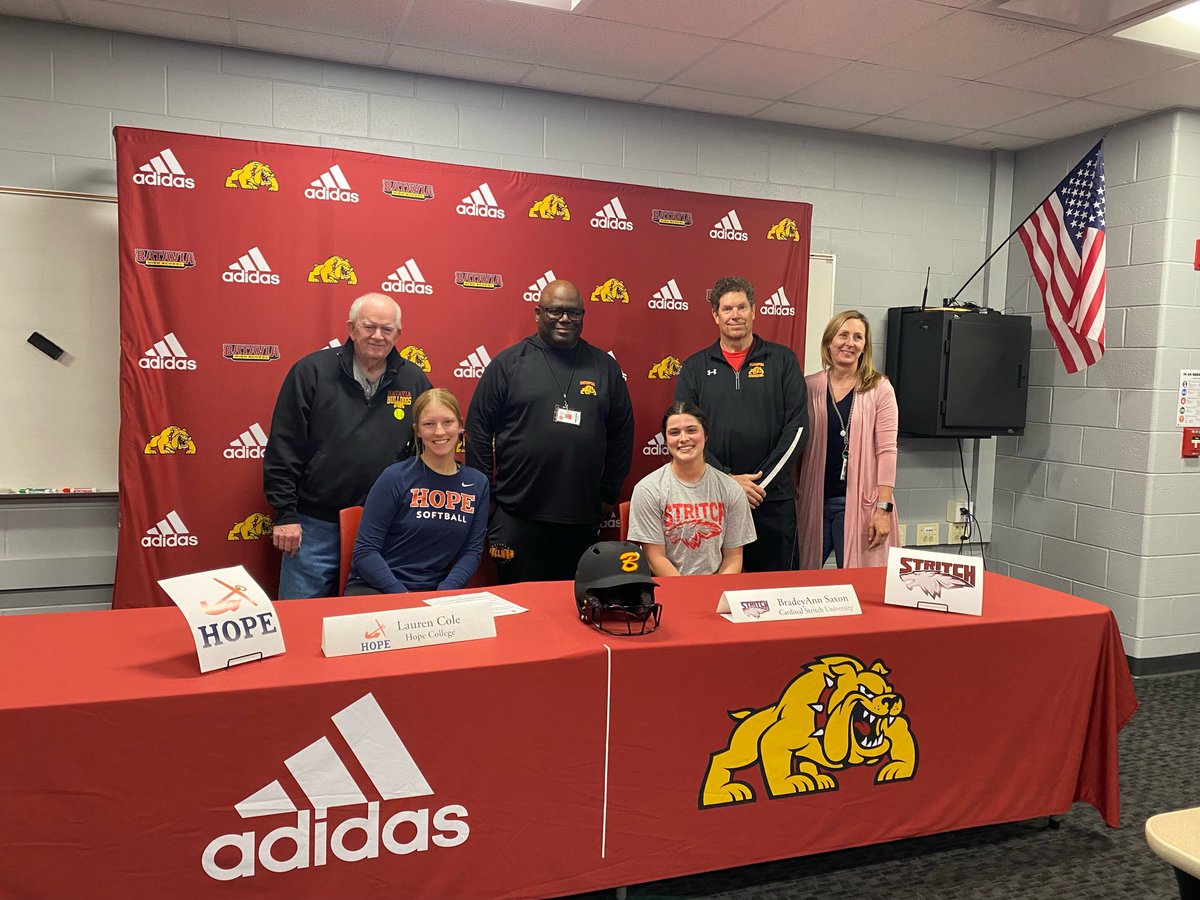 BHSBulldogsSB's tweet photo. Congratulations to Lauren Cole &amp; BradeyAnn Saxon on their commitment to continue their academic and athletic careers at Hope College and Cardinal Stritch University. We are so proud of you!  🐾🐾🥎 https://t.co/o7BZGLfY8X