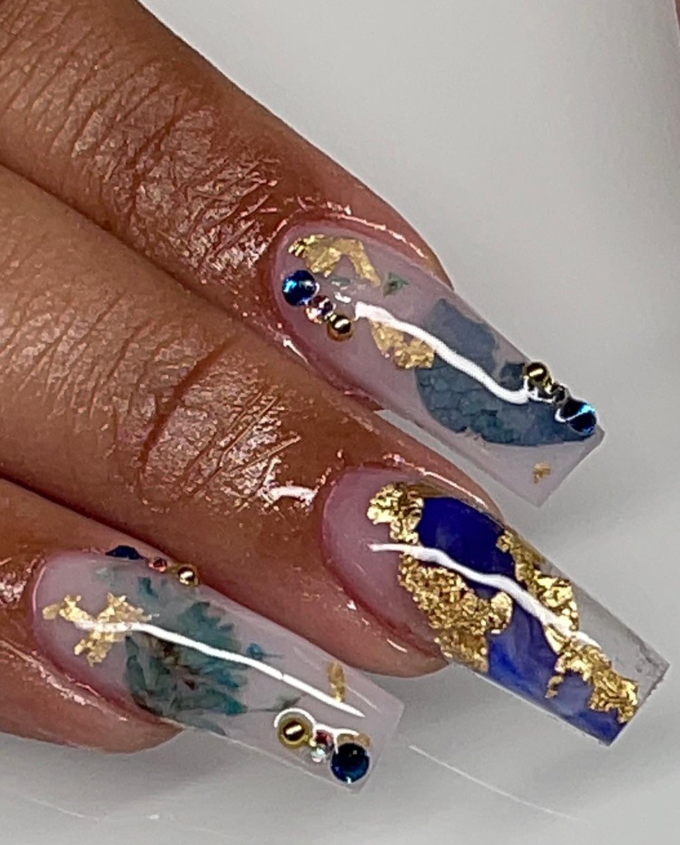 jvsminxe's tweet photo. 💙🧿💎🌌🧊💦❄️ @thenailalchemistt https://t.co/KtsJYp8cde