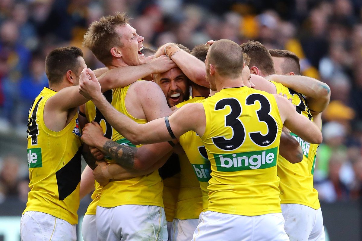 Tigers_of_Old's tweet photo. Reckon by is own admissions #ShaneEdwards hasn't had the start to the season he'd like. Has unusually seemed a touch off the pace.
Who could ever forget his creative genius in the 2017 GF?
Am backing the Champ in to turn his form around tomorrow &amp; play well.
Come on Shedda.🐯💪 https://t.co/oRHP8Wkb5Y