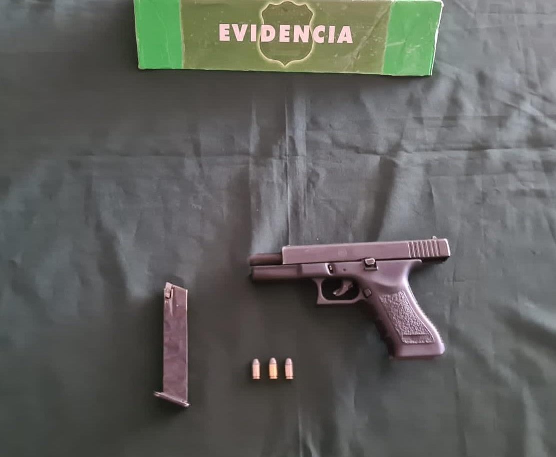 Incautan a estudiante de Calama pistola a fogueo que estaría adaptada para  disparar 