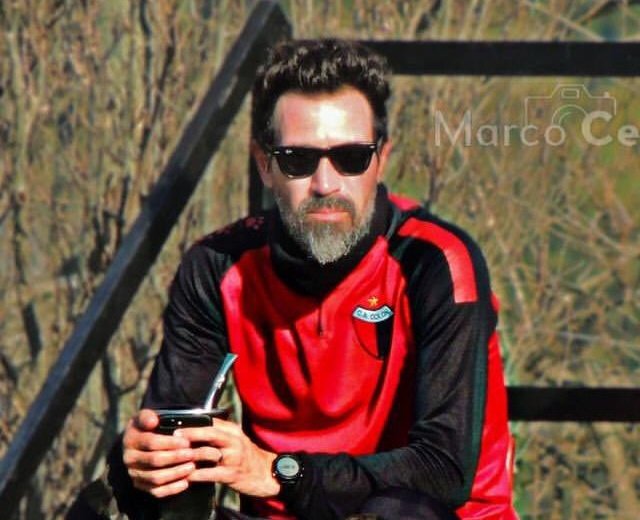 RamiroOreggioni's tweet photo. - Seguro está pensando en otra.
- Necesito un plan para secuestrar al barba Domínguez. Tengo menos de 24 horas para que se me caiga una idea. https://t.co/wOKm5B9swd