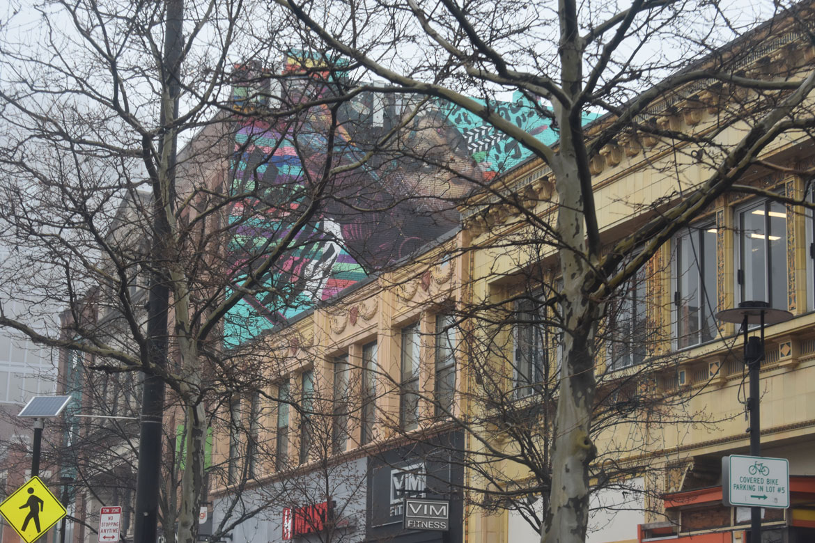 CambridgeArts's tweet photo. Victor “MARKA27” Quiñonez's mural Queendom above Hmart on Mass Ave in Central Square #CambridgeMA, part of the #CSQinColor Mural Project from @CentralSQBID and @CambridgeArts:
https://t.co/ewC5KLRKnO
#CambMA #BosArts #Murals https://t.co/wSqnNUF9KR