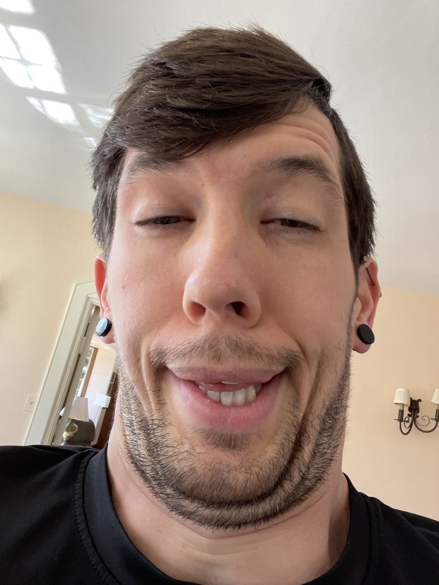 hallucinodream's tweet photo. Suhhhh
.
.
#selfie #doublechin
.
#1PUNCH #health #wellness #fitness #fit #mentalhealth #mentalhealthawareness #motivation #vlog #gaming #youtube #1PN #1PUNCHNation https://t.co/IZwdY9Pl1i