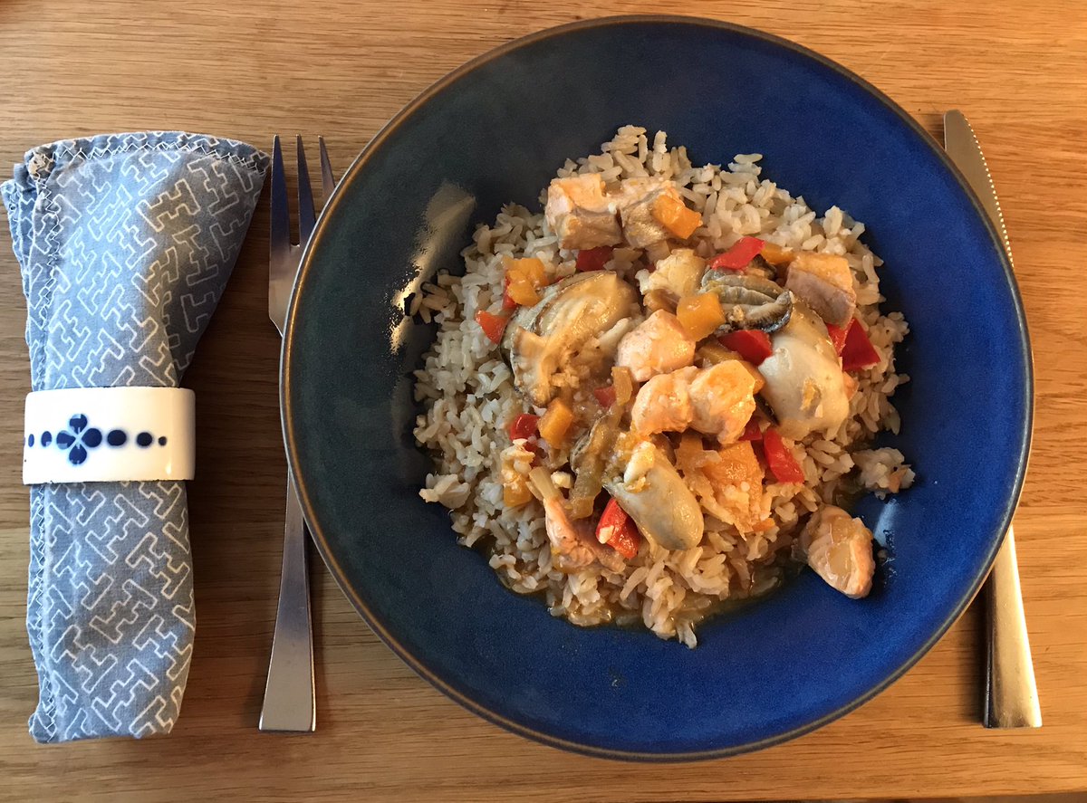 Oyster_Lady's tweet photo. Fish on Good Friday. Tom Yum Fish &amp; Oyster stew served with brown rice. #fishonFridays https://t.co/x7bRmSmEZ6