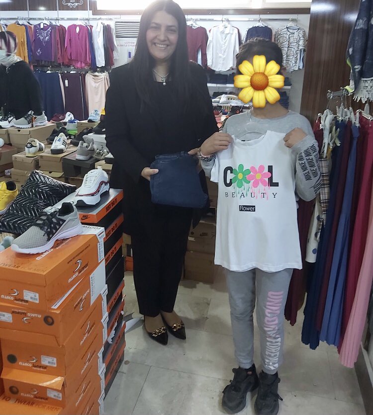 Gulerkamaizol's tweet photo. Ay Işığım Derneğini ziyaret edip, yetim ve öksüz çocuklarımızın bayramlık sevincine ortak olduk. Emeği geçen herkese teşekkür ederim. @RTErdogan @Akparti @Ayisigimorg @Dilsahozturkmen @kademorgtr @KADEMUrfa @MutluTuba1 https://t.co/CeyG10xniX