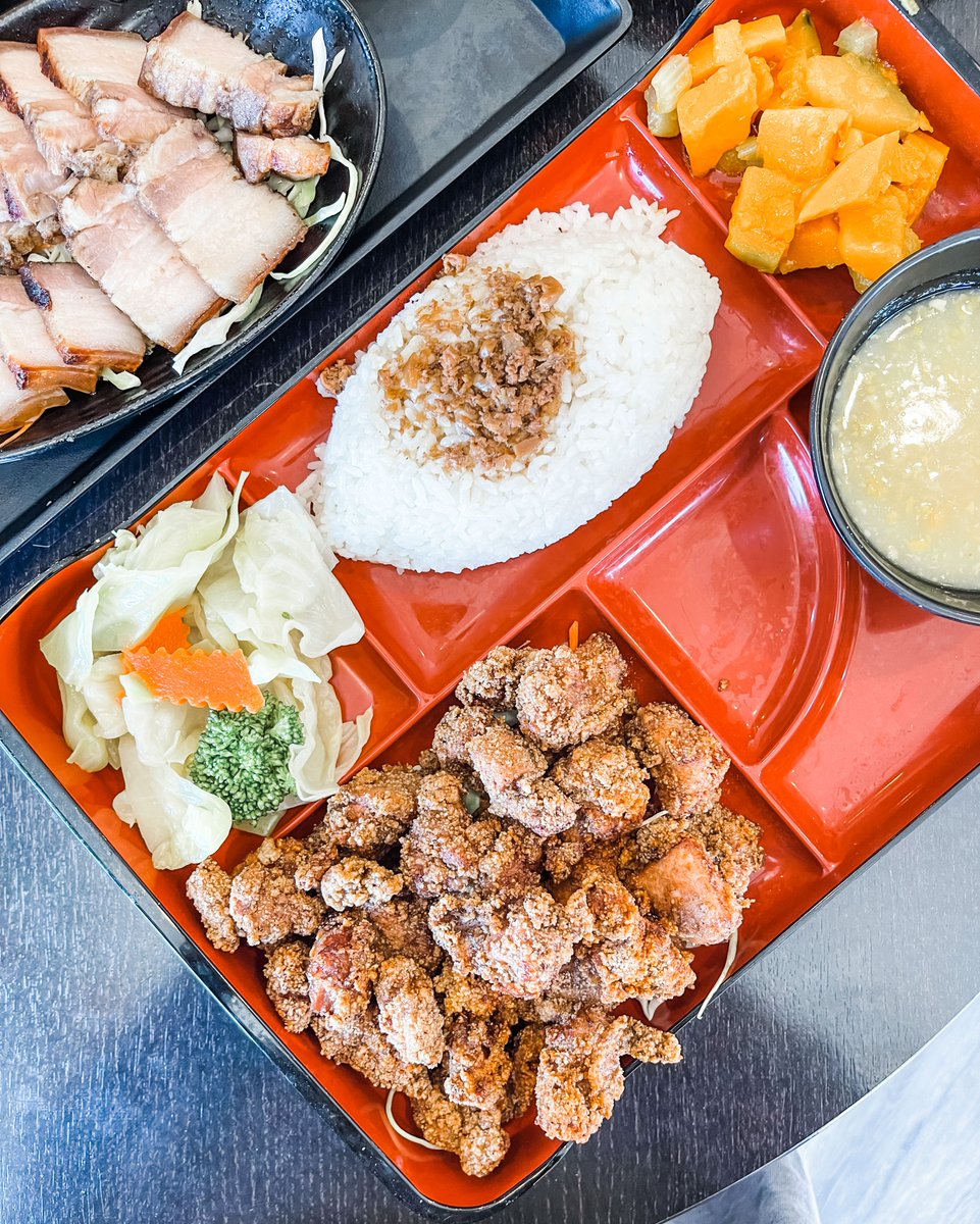 teamtenrens's tweet photo. Finally Frieday 😜 C'mon in and feast on our most loved Popcorn Chicken 🐣 

📍 We're open for dine in and takeout 
✔️ Click link in bio to ORDER NOW https://t.co/fX5MJLTU4H