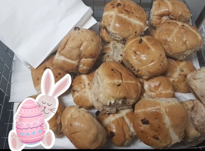 Louise Maroni tweet media