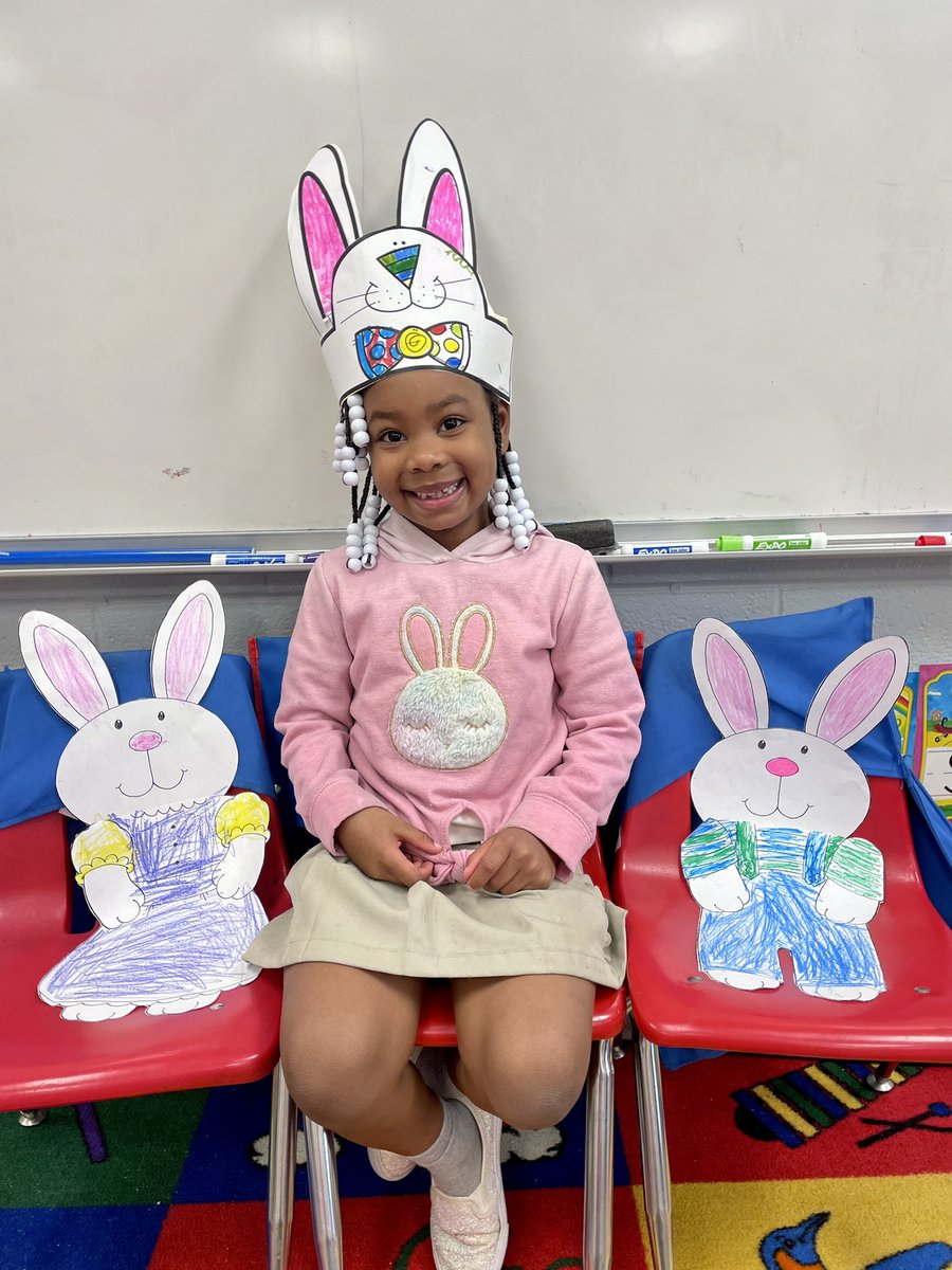 ekkiger's tweet photo. We ❤️ The Tale of Peter Rabbit! Peter learned he should obey his Mother. https://t.co/zkVVBpLp9g