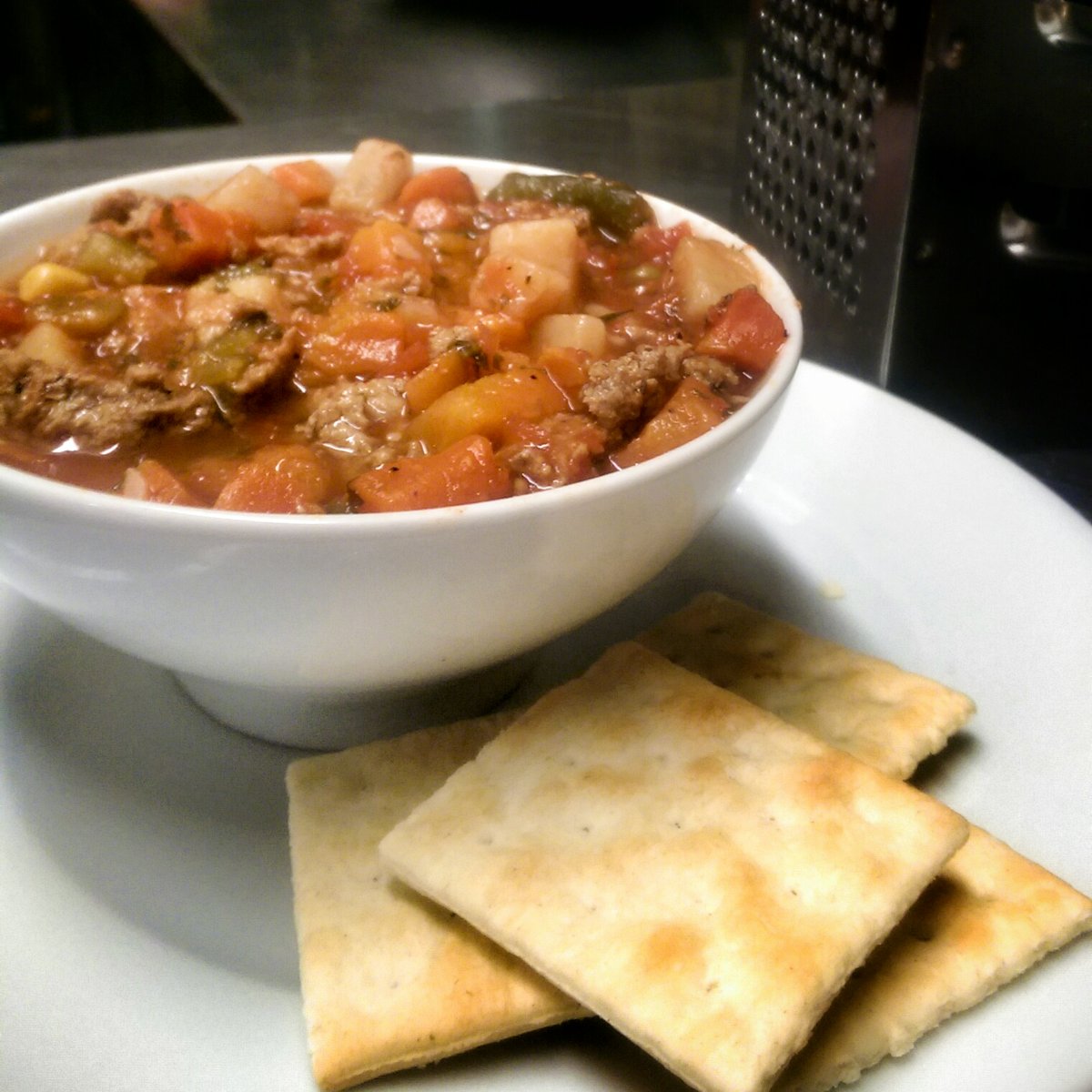 From our kitchen to your plate, we provide fast, quality cooking that'll make your taste buds tingle.