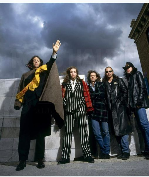 ScottyMac55's tweet photo. Real ones know "I will see you on good Friday"...
@gormanrocks @theblackcrowes #GoodFriday #gospelmusic #crowes #Gorman4Strength https://t.co/5ZcuQJoR0a