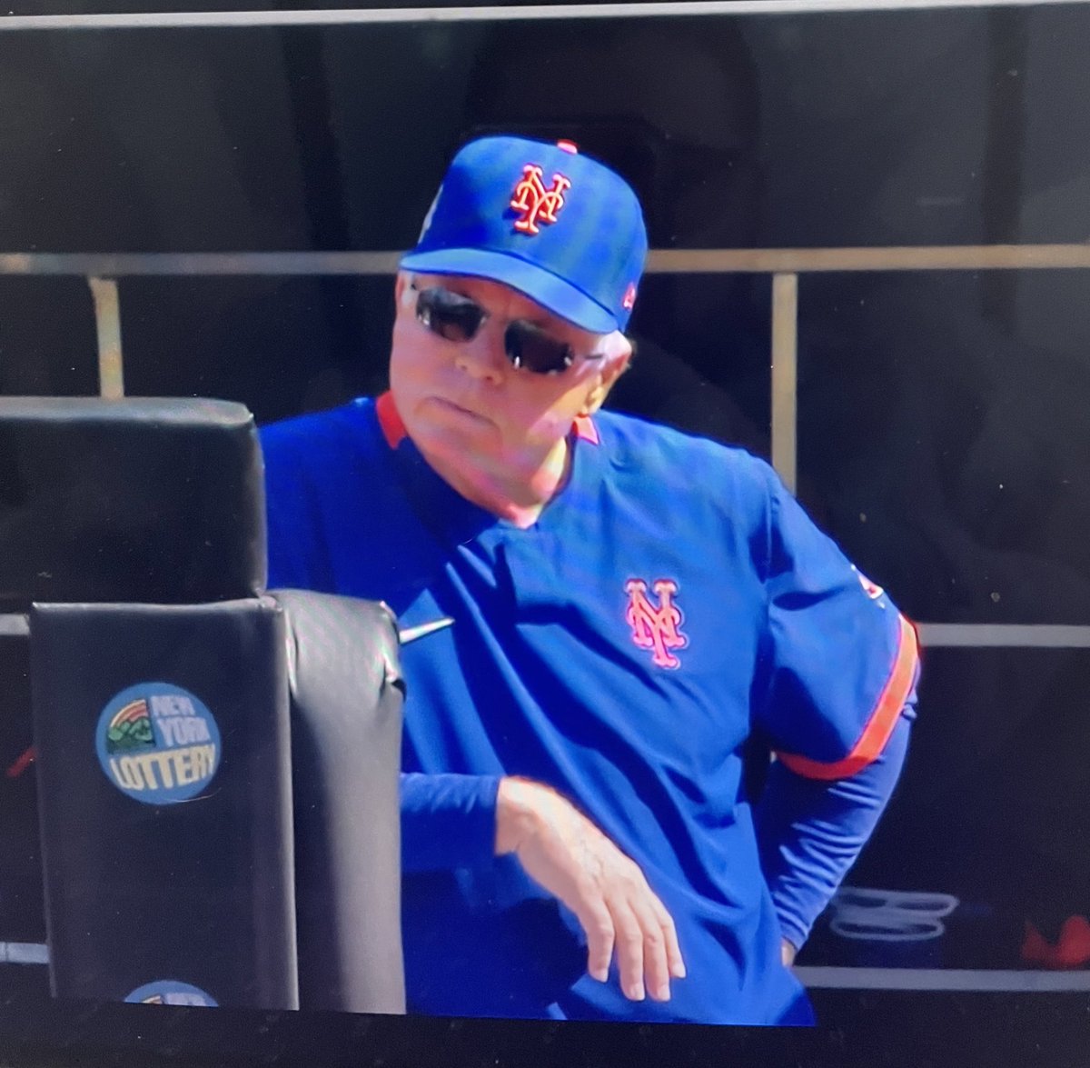 Kyle_Craig36's tweet photo. Alonso hit by the pitch, let’s check in on Buck @editti22 https://t.co/xhl1WTpO96
