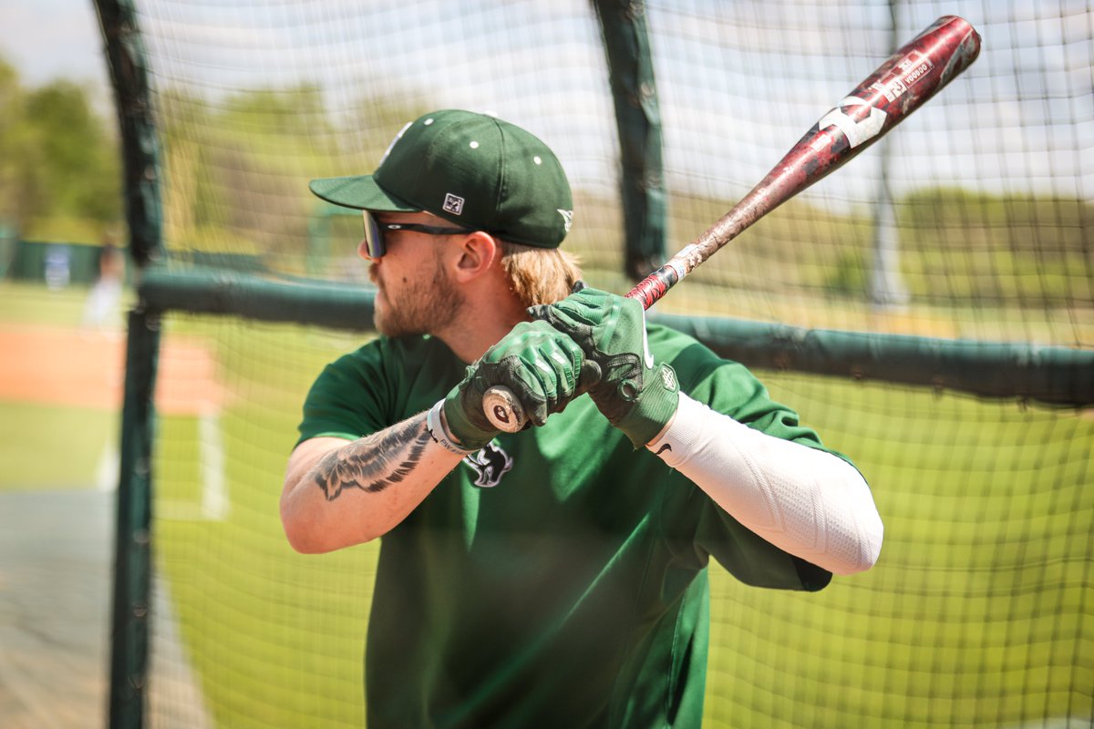 OBU_Baseball's tweet photo. Batters up...

#OnToVictory https://t.co/4DsDg9QkBA