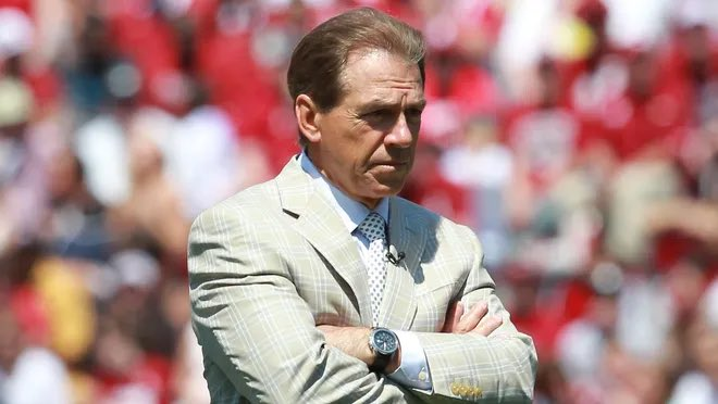 goldmedalmind's tweet photo. "Leadership is your willingness to help someone else for their benefit. Leading people for your benefit is manipulation."
―Nick Saban #TheLeadersMind 🏆 #Leadership 

📚 https://t.co/hOj9MhuDK3 https://t.co/bxDsLL0nIm