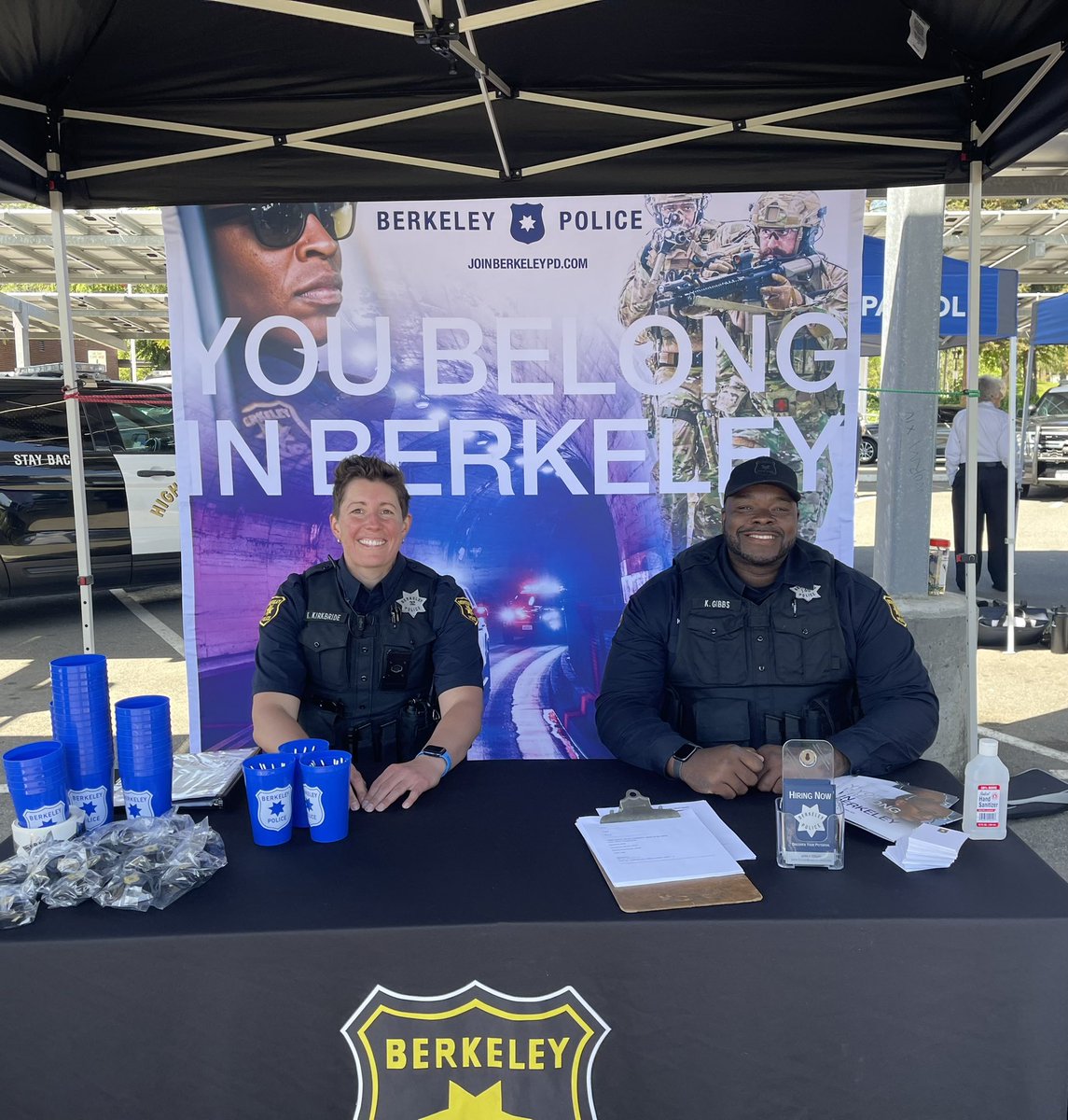 berkeleypolice's tweet photo. Come join us at the Diablo Vallejo College Public Safety Expo & Job Fair today. We will be here until 3 pm.
#joinberkeleypd https://t.co/9lTvC6nIuk