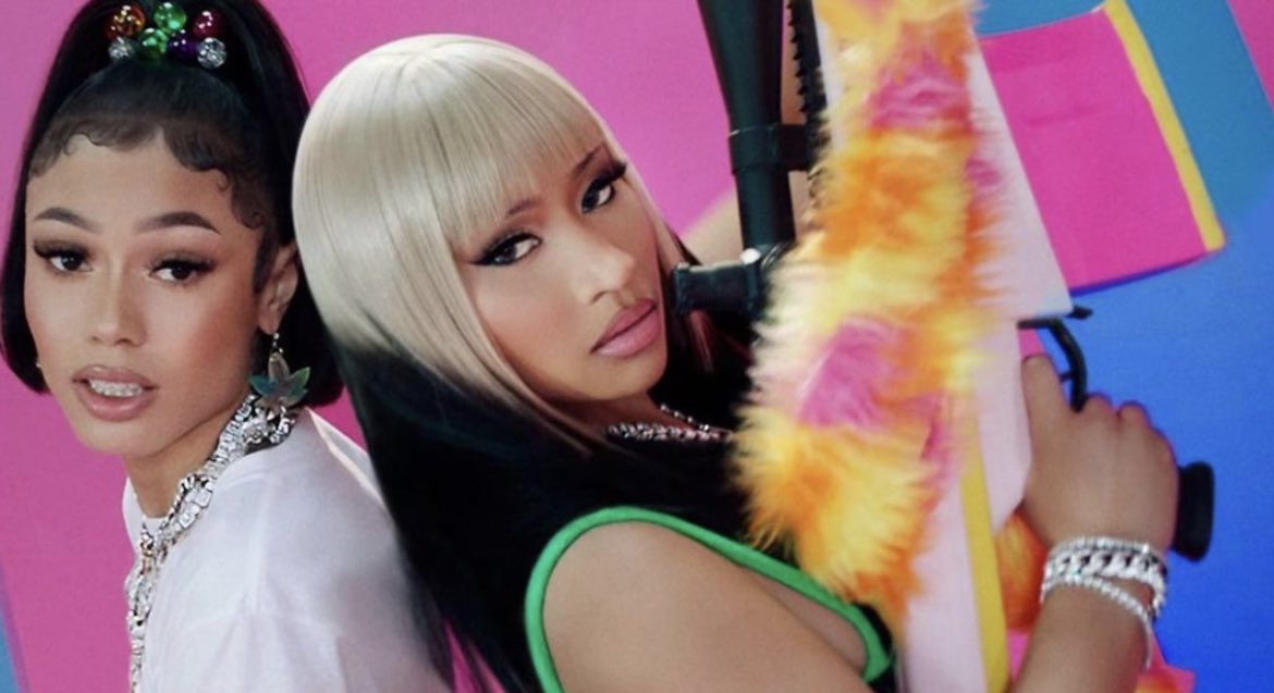 stansqueennick's tweet image. Back Active ! It’s 2022, the queen is queenin💕! New Era, never know what #NickiMinaj is gonna give😈.