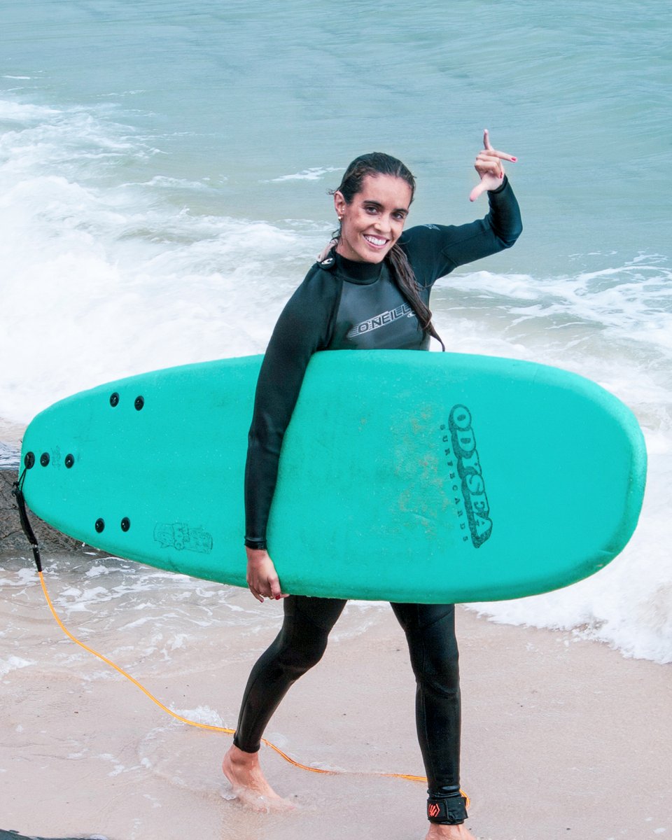 youtoo_project's tweet photo. No surf, no life 🤙🏽  ¡Feliz semana santa desde Australia, mate! 🌊 🏄🏽‍♀️

📸 Nuestra amiga @ona_carbonell en su visita a Australia con YouTOOProject. 

#youtooproject #estudiarenaustralia #estudiarenelextranjero #estudiarenelexterior #estudiantesenaustrali https://t.co/Agr3JDt14O