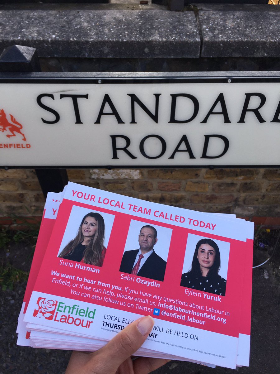 Delivering more leaflets in Enfield Lock ward this evening.@enfield_labour #VoteLabourMay5th #LocalElections2022