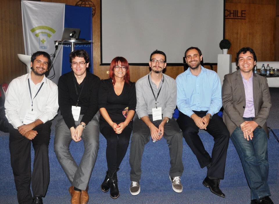 ChrisGarciaCL's tweet photo. Hace 10 años organizamos un evento de tecnologías y Salud: Viralizando. Presentaron pacientes, profesionales de salud y tech sobre el uso de las nuevas tecnologías para mejorar la salud. Finalizamos con una desconferencia extraordinaria. Todo partió una loquilla tarde c/ (sigue) https://t.co/PYUn8DusIG