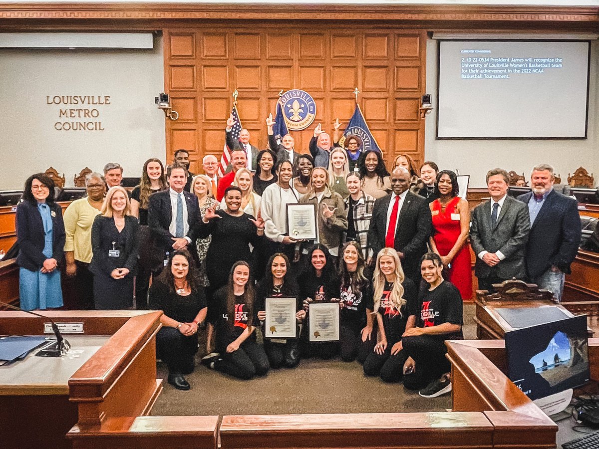 Honored by Louisville Metro Council for their achievements:
✔️ @UofLWBB
✔️ <a href="/UofLAllGirl/">Louisville All-Girl</a>
✔️ <a href="/louisvillecoed/">Louisville Co-Ed</a>

#GoCards