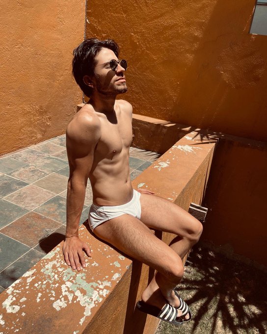 1 pic. ???
@jj_malibu https://t.co/Cxr2X8PDXj