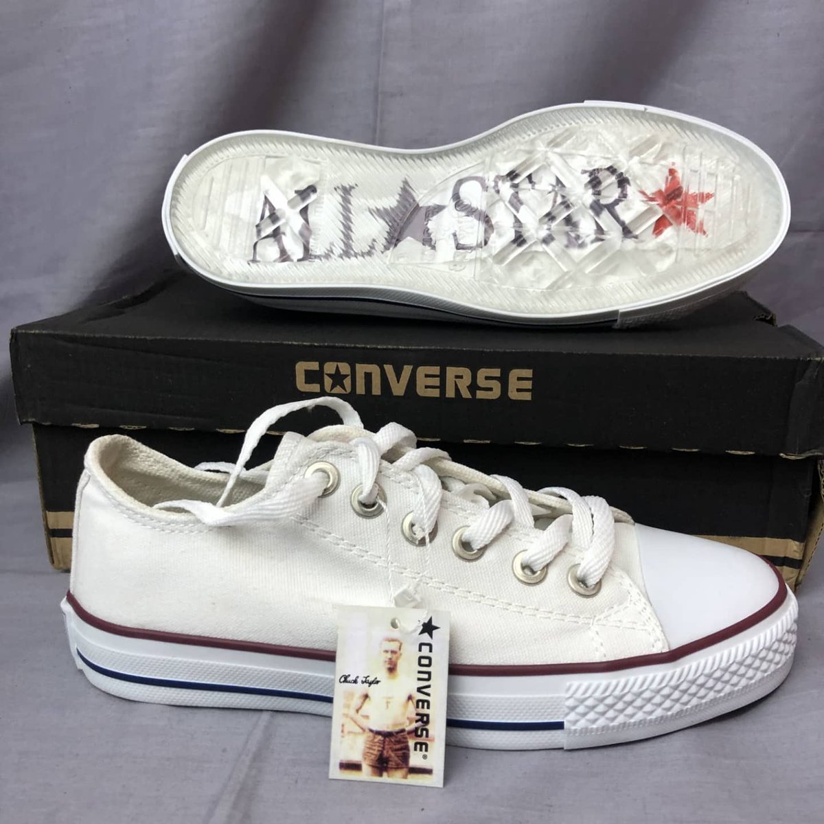 SNEAKERS_HOUSE1's tweet photo. All star converse
Size 36 37 38 39 40 https://t.co/YWALjCP3xr