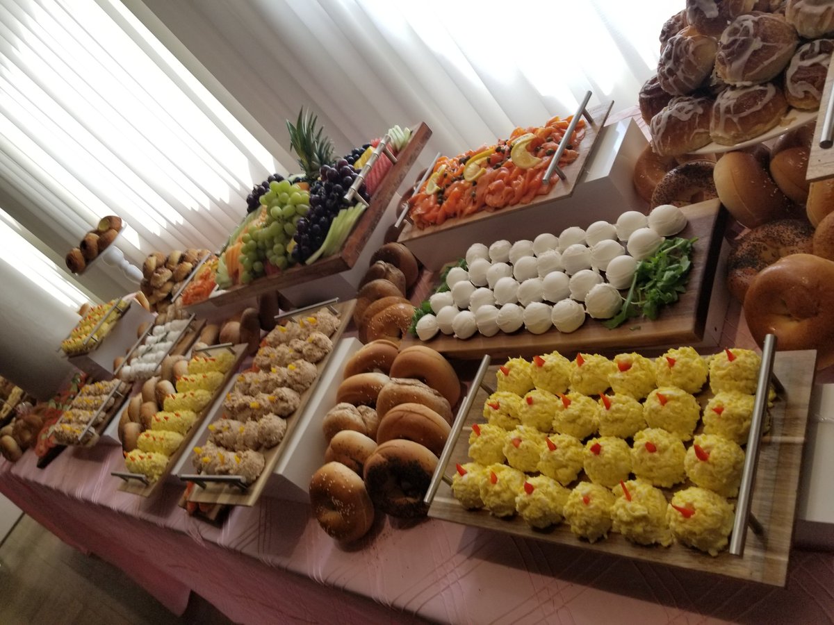 BedrockCatering's tweet photo. #BestFoodInTO @BedrockCatering Toronto and Worldwide #Easter and #Passover Holiday is upon us and we're ready here in the GTA with #finedining gourmet cuisine from deli &amp; fruit platters, assorted fish and vegetarian dishes. Have a wonderful #Easter #Passover https://t.co/2riLcGx3Kb