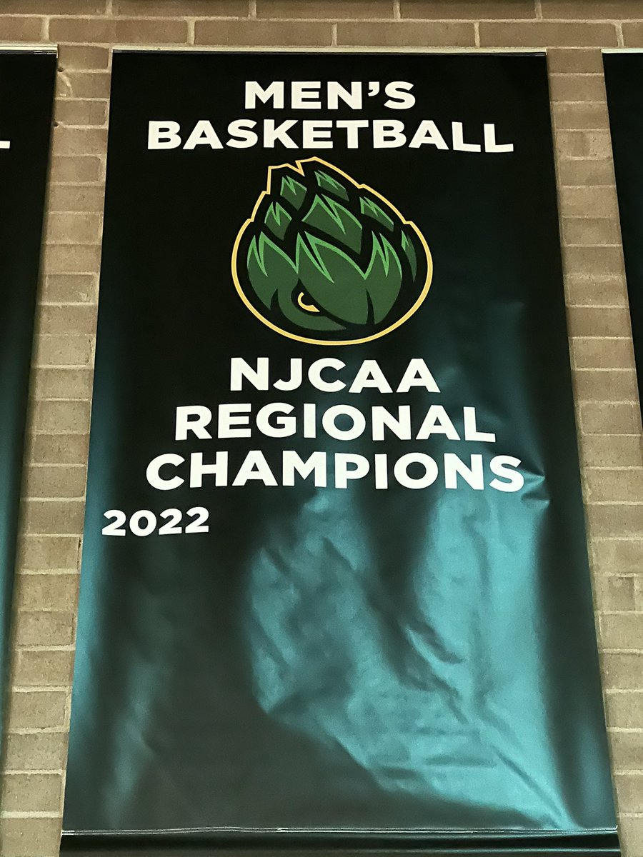 Newest addition to the gym this morning. Only get to be first once. #GoChokes #52YearsOverdue