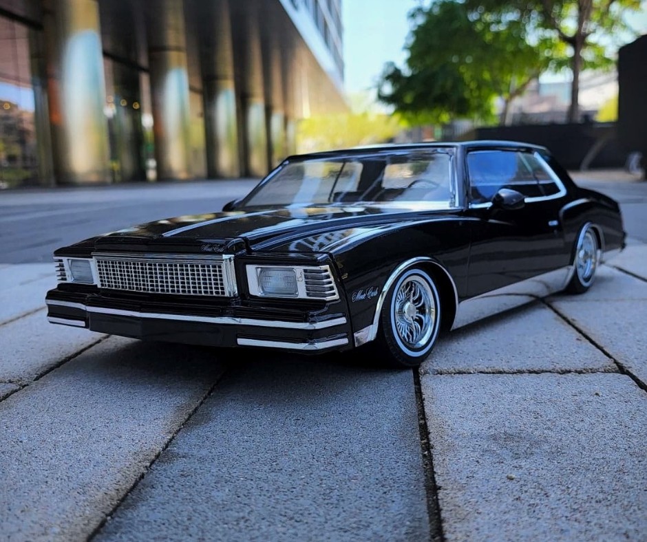 国産】 Redcat 1979 シボレー モンテカルロ ローライダー RTR 新品