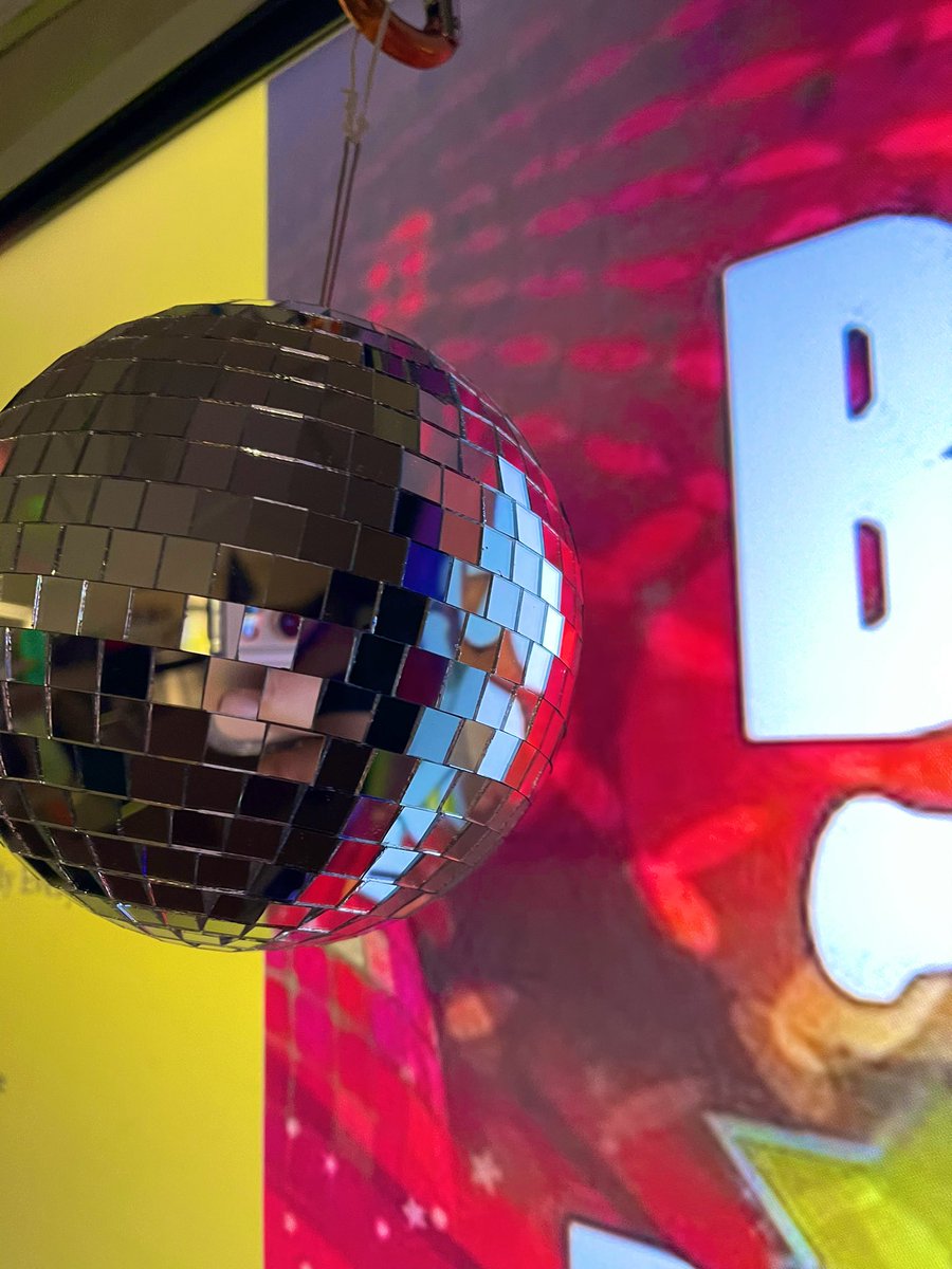 learndaley's tweet image. Throwback to our “Multiplication Disco Egg Hunt” 🕺🐣🐰 on the last day before break!