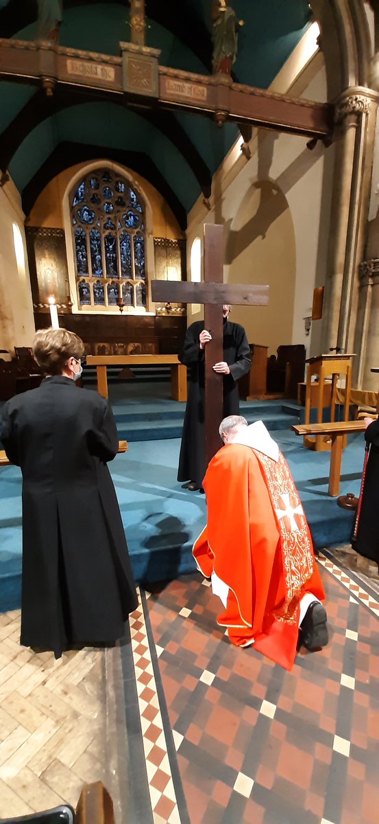 OurCofELike's tweet photo. A few photos from this evening's service.

"It is finished"...and now we wait...good night everyone. https://t.co/AjJEGfKD7X