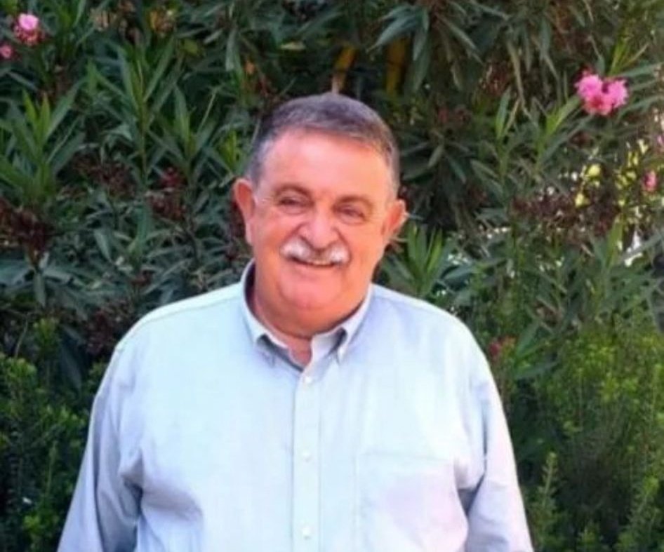 HA FALTAT EL NOSTRE COMPANYÓ I AMIC JOAN RAMÍREZ

Faller de pro, poeta festiu, crític, posseïdor d’un importantíssim archiu fotogràfic de la festa, defensor de la falla i el llibret, de la llengua valenciana i la nostra identitat, gran amic, faller i valencià.

En pau descanse.