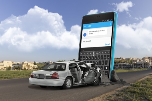 April is Distracted Driving Awareness Month.
Texting and driving is dangerous and illegal!! Put your phone away when you drive. #ItCanWait #DriveSafe