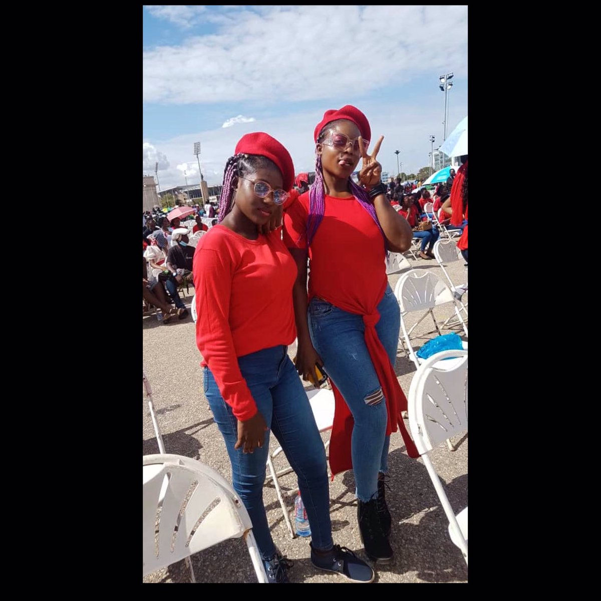 welbigs's tweet photo. With bhestie @melanin_sassy  #GoodFridayService #lighthouse https://t.co/sDbmlZHgA3