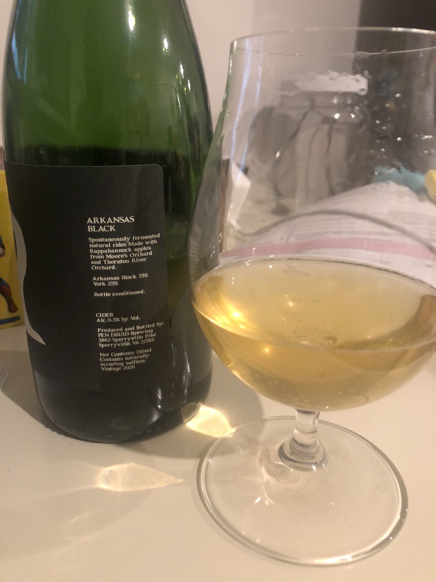 LostLagers's tweet photo. From porter (L: 2018 honey porter brew day) to cider (R: 2020 vintage), happy #yeaster @pendruidbrewing tomorrow! #ChagSameach #yeaster2022 #goodfriday https://t.co/JzCDGDIA42