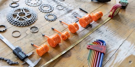 Tubolito offers the full range of bicycle inner tubes. S-Tubo-Road weighs only 23 gram and is still as robust as a standard rubber tube. The low rolling resistance can make it the decisive advantage at sprints. tubolito.com/road/?utm_sour… @tubolitotubes